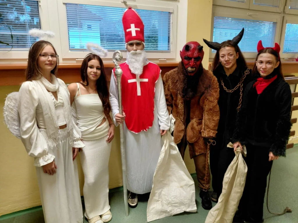 a38ad2b5-fd71-4e6f-ad2b-b257592a4674