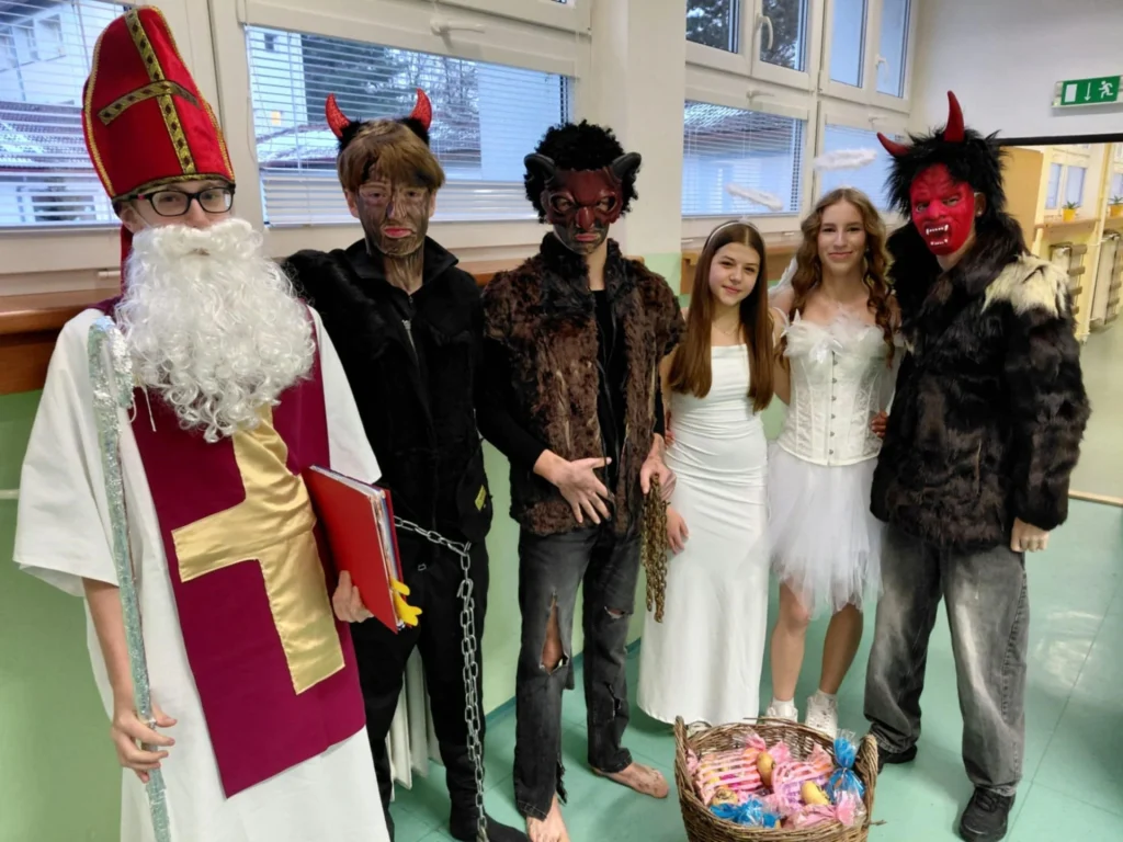 d40c39ff-f2fd-4b87-9022-192119d3b494