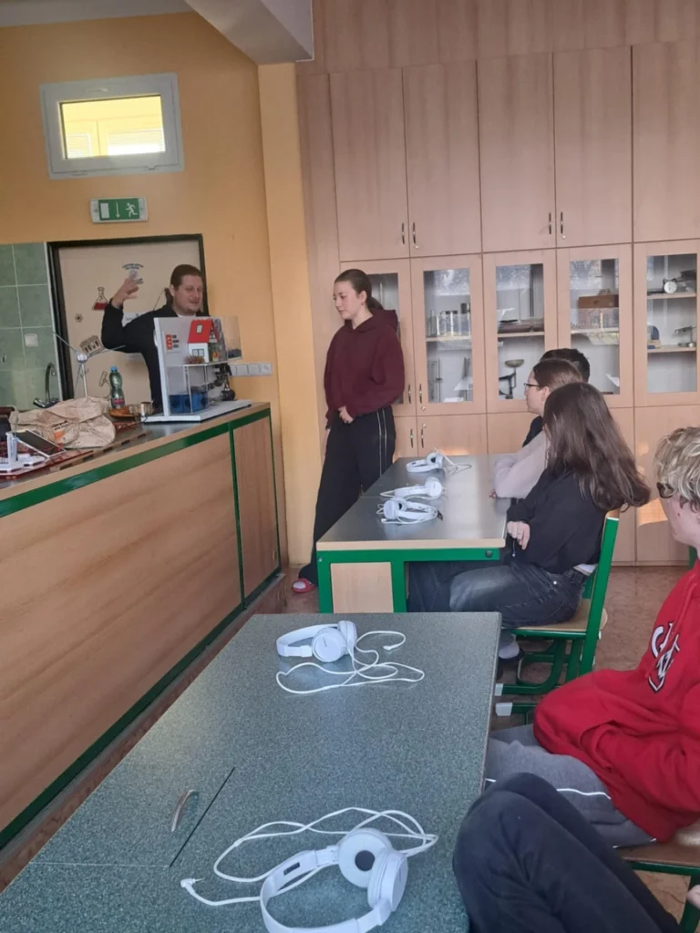 cd86983b-4824-447b-968d-3b88f5dd08e4